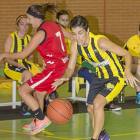 Bárbara (San Isidro) bota el balón.-M. Á. Santos