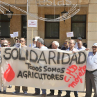 Agricultores del Bajo Duero en su manifestación del viernes en Almazán.-DANIEL RODRÍGUEZ