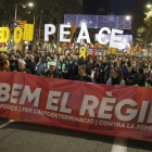 Cabecera de la manifestación de ANC contra el Consejo de Ministros de hoy 21 en Barcelona.-ÁLVARO MONGE