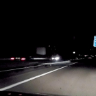 as televisiones se hicieron eco ayer de la exclusiva de EL MUNDO DE CASTILLA Y LEÓN, que ofreció en primicia el vídeo del kamikaze por la autovía Valladolid-Segovia. Antena 3, La Sexta y La 8 de Valladolid fueron algunas de ellas.-EL MUNDO