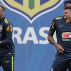 Silva y Neymar entrenan en Rusia-SEBASTIAO MOREIRAS (EFE)