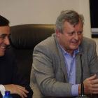 Antonio Pardo, Presidente de la Diputación de Soria y Luc Thys (D), el gerente de Thys informan sobre la compra de acciones de Norma Doors-Ical