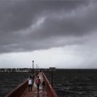 El panorama es sombrío en Florida por el huracán Dorian.-AFP