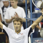 Tommy Robredo celebra su victoria.-Foto: EFE / JUSTIN LANE