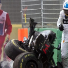 Alonso, tras el accidente de Melbourne.-