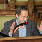 Manuel Saravia, en un Pleno del Ayuntamiento de Valladolid.-M. ÁLVAREZ