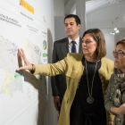 El delegado de la Junta, Alberto Castro; la consejera de Agricultura y Ganadería y portavoz de la Junta de Castilla y León, Milagros Marcos; y la presidenta de la Diputación, Mayte Martín Pozo; presentan el Mapa de Infraestructuras Agrarias de Zamora.-ICAL