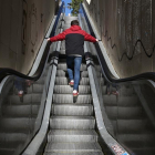 Escaleras mecánicas en la Baixada de la Glòria, en Vallcarca. /-ELISENDA PONS