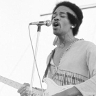 Jimi Hendrix empezó su actuación en Woodstock el lunes a las nueve de la mañana.-