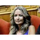 La exconcejala de Los Yébenes Olvido Hormigos, durante un pleno celebrado en el Ayuntamiento en septiembre del 2012.-EFE / PÉREZ HERRERA