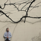 «UN OASIS EN MEDIO DE LA CIUDAD». Escoge fotografiarse en el Huerto de Calixto y Melibea, en Salamanca, porque asegura que «es un oasis en medio de la ciudad». «Abierto al Tormes, lo hemos utilizado como espacio de descanso y desconexión durante la c-E. Carrascal