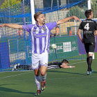 Iván Martín celebra su gol, el segundo del equipo.-J.M.LOSTAU