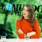 Ángela de Miguel en el programa ‘La Quinta Esquina’, emitido ayer en La 8 de Valladolid.-PABLO REQUEJO