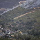Imagen del incendio forestal declarado en la Sierra de la Cabrera en León.-EL MUNDO