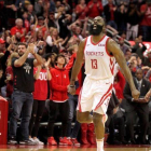 James Harden en la victoria de los Houston Rockets.-EL PERIÓDICO