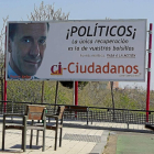 Cartel político de Candidatura Independiente denunciado por Ciudadanos-J. M. LOSTAU