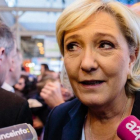 Marine Le Pen, en una feria de agricultura en París, el 28 de febrero.-AURELIEN MORISSARD