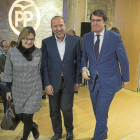 Mayte Martín Pozo, José María Barrios y Alfonso Fernández Mañueco.-ICAL