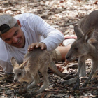 Frank Cuesta, en una simpática imagen de la serie 'Wild Frank', esta vez en Australia.-DMAX