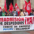 Protesta de los trabajadores de Philips en la plaza Mayor.-PABLO REQUEJO