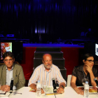 El alcalde de Valladolid, Francisco Javier León de la Riva, el gerente de la FMCVA, José María Viteri, y la directora de la obra , Nina Reglero (D), presentan el espectáculo 'Shock & Show 3'-Ical