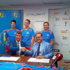 El conjunto vallisoletano presento de manera oficial a su nuevo patrocinador, Clínicas Vitaldent.-J.I.F