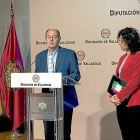 Luis Minguela y Marta Pérez del Barrio ayer, durante el balance de actuaciones en el Palacio de Pimentel.-EL MUNDO