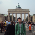 José Manuel Torres en la puerta de Brandeburgo.-EL MUNDO