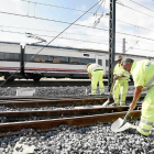 Obras en las vías del AVE a su paso por Valladolid-El Mundo