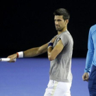 Djokovic y Becker, en el último Abierto de Australia.-AP / MARL BAKER