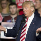 Varias mujeres han denunciado al candidato republicano, Donald Trump, de forzarlas y abusar de ellas.-AP