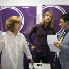 El secretario regional de Podemos en Castilla y León, Pablo Fernández, realiza una valoración de la actualidad política.-ICAL