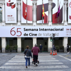El Teatro Calderón preparado para inaugurar esta tarde  la 65 edición de la Seminci. ICAL.