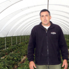 Diego García, en las fincas de Casa Ametller en Olmillos.-ANA HERNANDO