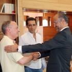 Luis Fuentes recibe a los secretarios autonómicos de UGT y CCOO, Faustino Temprano y Vicente Andrés respectivamente .-ICAL
