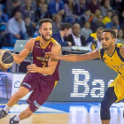 El base-escolta Jonathan Kazadi durante un partido con su anterior equipo.-EL MUNDO