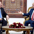 El secretario de Estado de EEUU, Mike Pompeo, y el presidente iraquí, Baham Saleh.-EFE