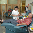 Imágenes de la sala de extracción del Centro regional de Hemoterapia y Hemodonación de Castilla y León.-J.M. LOSTAU