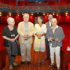 Josefina Molina, José Sámano, Elisa Delibes, Javier Ortega y Lola Herrera, ayer, en el Teatro Zorrilla-J. M. LOSTAU