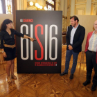 El alcalde de Valladolid, Óscar Puente, presenta el cartel de la Seminci junto al director del festival, Javier Angulo y la concejala de Cultura, Ana Redondo-ICAL