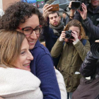 Carme Forcadell y Marta Rovira en el mitin de Badalona.-RICARD FADRIQUE