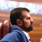 l portavoz socialista Luis Tudanca durante el discurso del presidente de la Junta.-ICAL