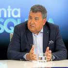 José Manuel Barrio durante ‘La Quinta Esquina’, programa emitido en La 8 Valladolid.-J. M. LOSTAU