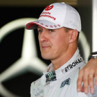 Michael Schumacher, en el box de Mercedes en el circuito de Suzuka, en octubre del 2012.-
