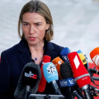 La jefa de la diplomacia europea, Federica Mogherini, inicia los contactos con la Administración de Trump.-FRANCOIS LENOIR