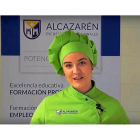Nuria Delgado en un momento del vídeo en el que explica cómo elaborar la receta de conejo que ha creado.-E.M.