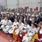 Los grupos de baile durante la inauguración del encuentro.-El Mundo