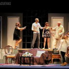 Una escena de ‘La Casa encantada’ de Arcón de Olid que se sube a las tablas del teatro Zorrilla este sábado, a las 20,30 horas. VIRGINIA CUEVAS