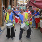 Desfile de los países Iberoamericanos presentes en el Mercado de la India Chica.-EL MUNDO