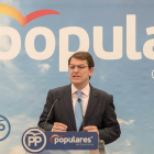 El presidente del Partido Popular de Castilla y León, Alfonso Fernández Mañueco, y su homólogo en el PP de Salamanca, Javier Iglesias, presentan a los integrantes de la candidatura autonómica de la formación popular por Salamanca-ICAL